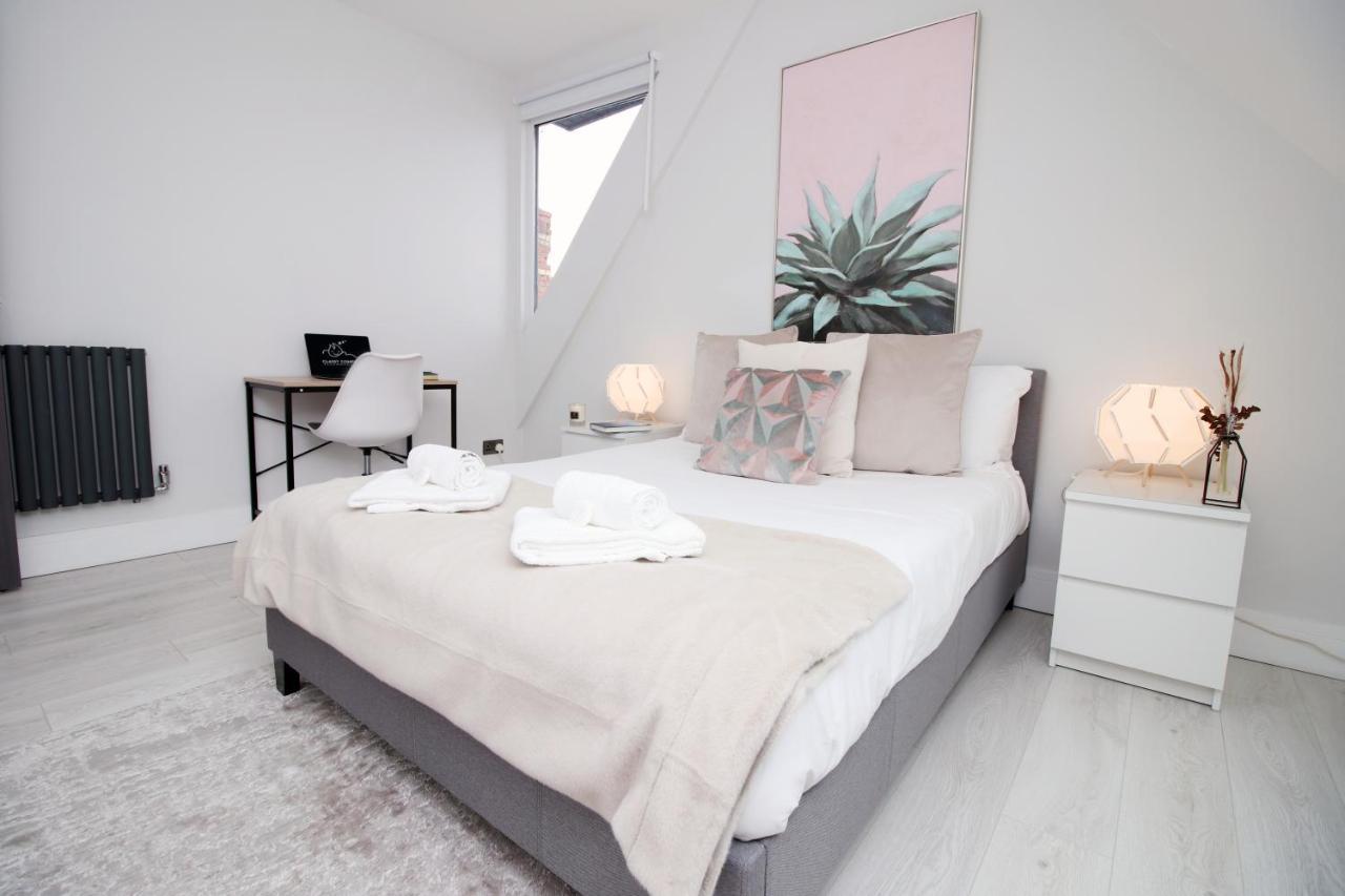 New 2 Bed Comfort - Functional - Secure - Private Cardiff Bagian luar foto
