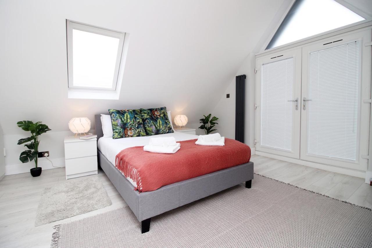 New 2 Bed Comfort - Functional - Secure - Private Cardiff Bagian luar foto