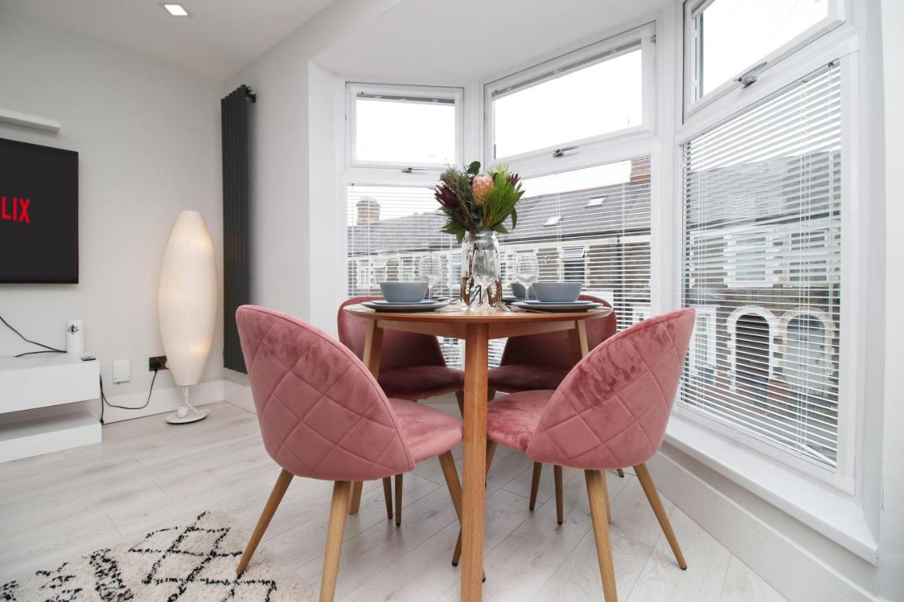 New 2 Bed Comfort - Functional - Secure - Private Cardiff Bagian luar foto