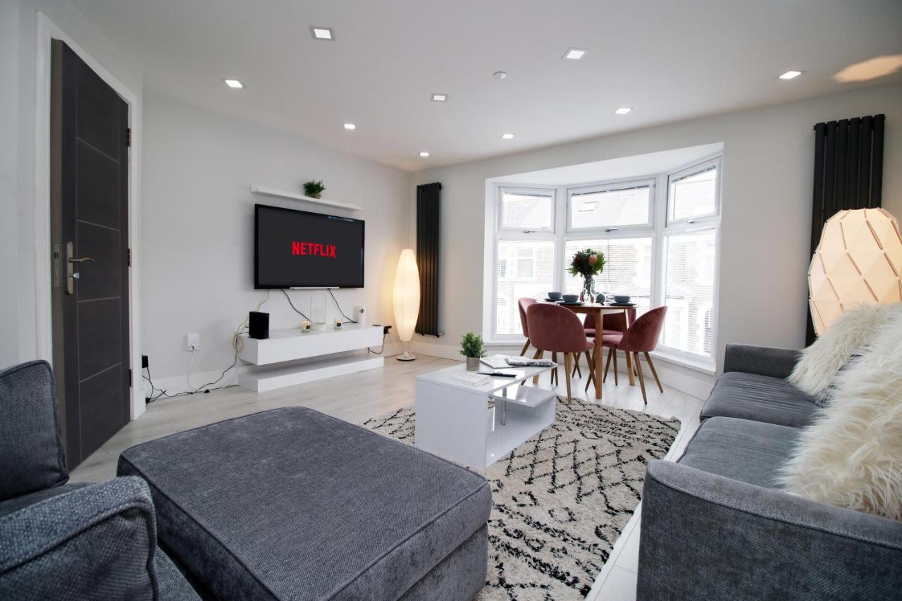 New 2 Bed Comfort - Functional - Secure - Private Cardiff Bagian luar foto