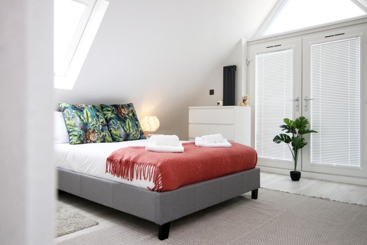 New 2 Bed Comfort - Functional - Secure - Private Cardiff Bagian luar foto